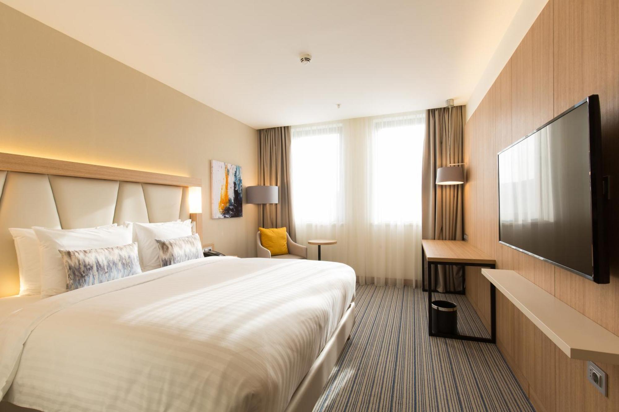 Courtyard By Marriott Banja Luka Hotel Exterior photo